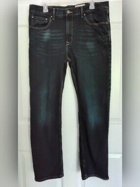 Wrangler Men's Straight Jeans with Faded Highlights